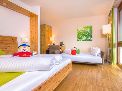 Familienhotel - ausschließlich Familien im Hotel - Töbring - Familien-Zimmer - Familienresort & Kinderhotel Ramsi