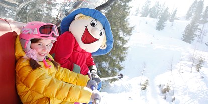 Familienhotel - Spielplatz - PLZ 9521 (Österreich) - Skifahren mit Ramsi - Familienresort & Kinderhotel Ramsi