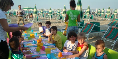 Familienhotel - Verpflegung: Frühstück - Cervia- Ra - Kinderbetreuung auch am Strand - Hotel Sarti