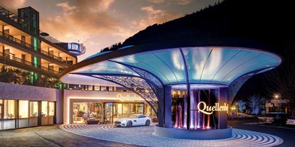 Familienhotel - Kinderbecken - Dorf Tirol - Quellenhof Luxury Resort Passeier