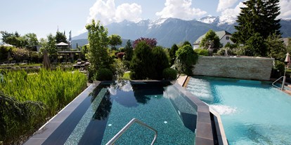 Familienhotel - Pools: Schwimmteich - PLZ 6532 (Österreich) - Alpenresort Schwarz
