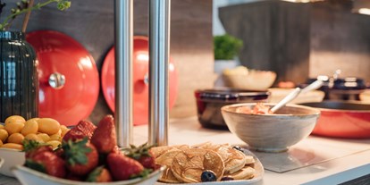 Familienhotel - Wellnessbereich - Höhe - Reichhaltiges Frühstücksbuffet inkl. Live-Cooking - Werzers Hotel Resort Pörtschach
