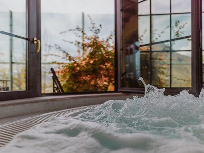 Familienhotel - Pools: Infinity Pool - Einöden - Wellness für die ganze Familie - Hotel Berghof | St. Johann in Salzburg