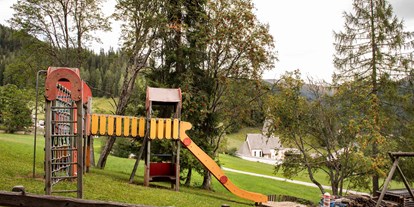 Familienhotel - Umgebungsschwerpunkt: Therme - Kärnten - Jede Menge Platz zum Spielen für Kinder - Hotel St. Oswald