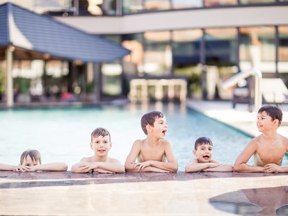 Familienhotel - Schwimmkurse im Hotel - Sölden (Sölden) - Kinderhotel Sonnen Resort - SONNEN RESORT ****S