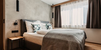 Familienhotel - Wellnessbereich - PLZ 5602 (Österreich) - Schlafraum - Hofgut Apartment & Lifestyle Resort Wagrain