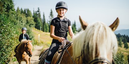 Familienhotel - Ausritte mit Pferden - Töbring - Reiten im Sommer - Mountain Resort Feuerberg