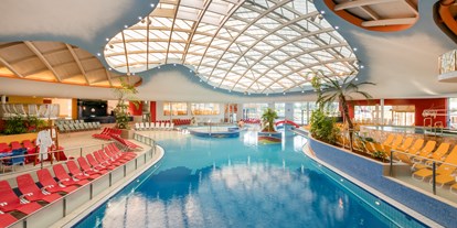 Familienhotel - Schwimmkurse im Hotel - Österreich - Thermeninnenansicht - H2O Hotel-Therme-Resort