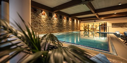 Familienhotel - Skikurs direkt beim Hotel - Eibenstock - Pool im Elldus Spa - Elldus Resort - Familotel Erzgebirge