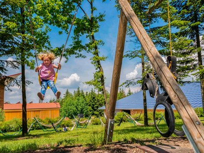 Familienhotel - Kinderbetreuung - Waldspielplatz - ULRICHSHOF Nature · Family · Design
