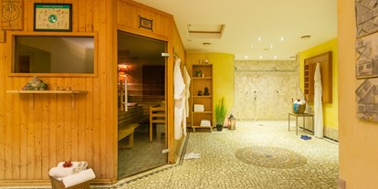 Familienhotel - Einzelzimmer mit Kinderbett - Deutschland - Sauna - Sporthotel Grafenwald