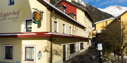 Familienhotel - Preisniveau: günstig - Österreich - Aussenansicht Stammhaus  - Hotel Eggerhof