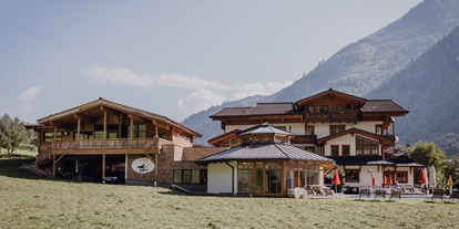 Familienhotel - Babysitterservice - Oberndorf in Tirol - Feriendorf Ponyhof