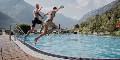 Familienhotel - Pools: Außenpool beheizt - Kirchdorf in Tirol - Feriendorf Ponyhof