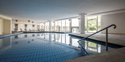 Familienhotel - Kinderbetreuung in Altersgruppen - PLZ 6167 (Österreich) - Innenpool - Das Mühlwald - Quality Time Family Resort
