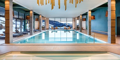 Familienhotel - Umgebungsschwerpunkt: Berg - PLZ 7494 (Schweiz) - Unser (neurenoviertes) Hallenbad - Hotel Sport Klosters