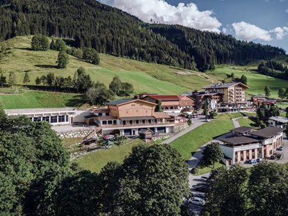 Familienhotel - Skilift - Kirchdorf in Tirol - Familienresort Ellmauhof - das echte All Inclusive ****S