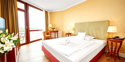 Familienhotel - Umgebungsschwerpunkt: Meer - Mölschow - Kuschelzimmer mit Meerblick - Cliff Hotel Rügen