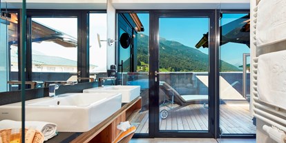 Familienhotel - Wasserrutsche - Sehr geräumiges Badezimmer - Dolomiten Residenz****s Sporthotel Sillian