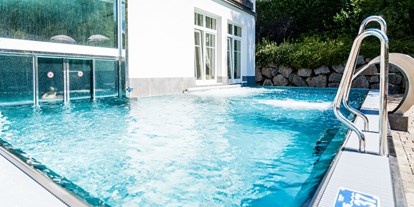 Familienhotel - Preisniveau: moderat - Kitzbühel - Pool - Außenbecken - Landhotel Schermer
