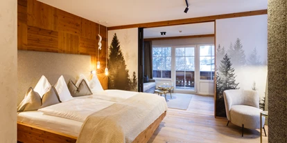 Familienhotel - Skilift - Kirchdorf in Tirol - Komfort Suite "Fichtenwald" - Landhotel Schermer