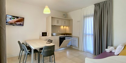 Familienhotel - Umgebungsschwerpunkt: am Land - Gardasee - Comfort Apartment - Belvedere Village