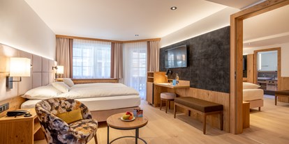 Familienhotel - Preisniveau: exklusiv - Saas-Almagell - Viele unserer Doppelzimmer lassen sich mit Verbindungstüren zusammenschliessen.  - Resort La Ginabelle