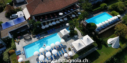 Familienhotel - Pools: Außenpool nicht beheizt - Lago Maggiore - Luftaufnahme - Top Familienhotel La Campagnola