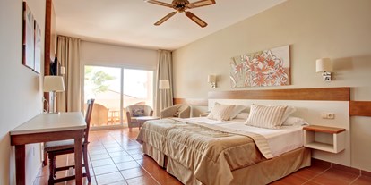 Familienhotel - Umgebungsschwerpunkt: Strand - Jandia-Pajara Fuerteventura - Familienzimmer - TUI MAGIC LIFE Fuerteventura
