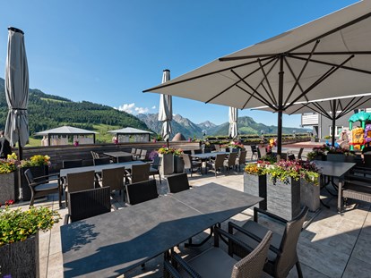 Familienhotel - Schwimmkurse im Hotel - Oberjoch - Familux Resort 