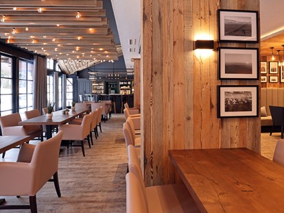 Familienhotel - Bayern - Cafe und Bar im Hotelresort - MONDI Resort Oberstaufen