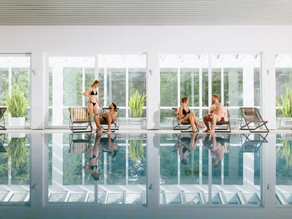 Familienhotel - Hallenbad - Hochkrumbach - Schwimmbad - MONDI Resort Oberstaufen