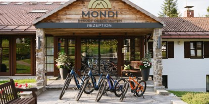 Familienhotel - Sauna - Oberstaufen - Haupteingang - MONDI Resort Oberstaufen
