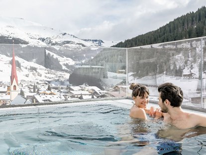 Familienhotel - Pools: Außenpool beheizt - Seefeld in Tirol - Aktiv-& Wellnesshotel Bergfried