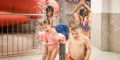 Familienhotel - Kinderbetreuung - PLZ 6281 (Österreich) - Wasserspaß im Action Wasser Park - Aktiv-& Wellnesshotel Bergfried