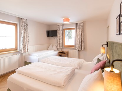 Familienhotel - Suiten mit extra Kinderzimmer - Antonia II
im Haus Antonia (30m vom Hotel) - Hotel Felsenhof