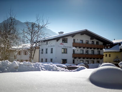 Familienhotel - Skikurs direkt beim Hotel - Straßerberg - Haus Theresia - Hotel Felsenhof