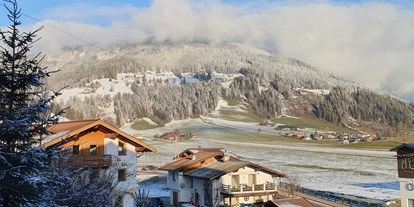 Familienhotel - Skikurs direkt beim Hotel - Hotel Felsenhof