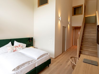 Familienhotel - Einzelzimmer mit Kinderbett - Einöden - Familiengaleriezimmer Dachstein - Hotel Felsenhof