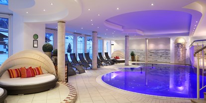 Familienhotel - Schwimmkurse im Hotel - PLZ 7250 (Schweiz) - Indoorpool - Kinderhotel "Alpenresidenz Ballunspitze"