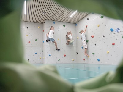 Familienhotel - Suiten mit extra Kinderzimmer - Happy-Club - Gorfion Familotel Liechtenstein
