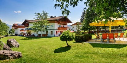 Familienhotel - Umgebungsschwerpunkt: See - PLZ 5550 (Österreich) - Sonnberg Ferienanlage im Sommer - Sonnberg Ferienanlage