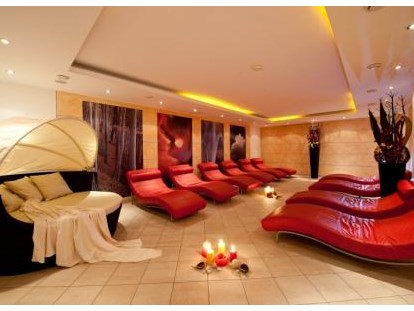Familienhotel - Schwimmkurse im Hotel - Sölden (Sölden) - Entspannung findet Ihr in der Sauna - Kinderhotel Laderhof