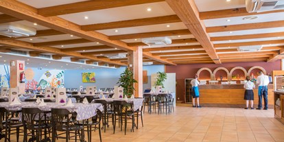 Familienhotel - Pools: Außenpool nicht beheizt - Spanien - Restaurant La Basílica - Royal Son Bou Family Club