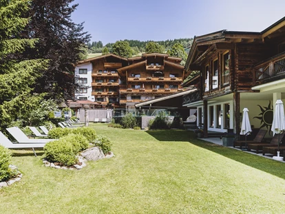 Familienhotel - Skilift - Kirchdorf in Tirol - Außenbereich - ALL INCLUSIVE Hotel DIE SONNE