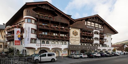 Familienhotel - Kinderbecken - PLZ 6473 (Österreich) - Das Kaltschmid - Familotel Tirol