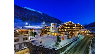 Familienhotel - Skikurs direkt beim Hotel - Dimaro - Hotel im Winter - Kristiania Pure Nature Hotel & Spa