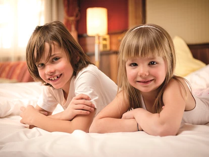 Familienhotel - Suiten mit extra Kinderzimmer - Medraz - Alpenpark Resort Seefeld