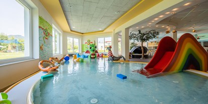 Familienhotel - Pools: Innenpool - PLZ 6100 (Österreich) - Family Spa - Alpenpark Resort Seefeld