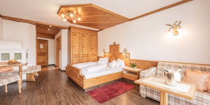 Familienhotel - Pools: Innenpool - Kühtai - Doppelzimmer De Luxe  - Alpenpark Resort Seefeld